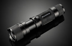 Lanterna led cu zoom 10 w 570 lm 260m acumulator 5 moduri iluminare aluminiu