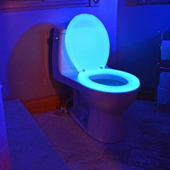 Capac de wc fosforescent lumineaza turcoaz in intuneric soft close