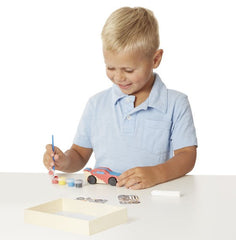 Coloreaza-ti Masinuta de Curse din lemn Melissa and Doug