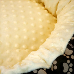 Culcus moale cu perna pentru caine pisica Model Minky culoare galben 50 cm