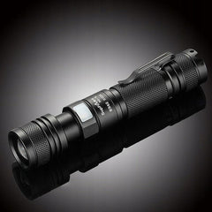 Lanterna led cu zoom 7 w 400 lm acumulator li-ion certificare ip34 mod sos aluminiu negru