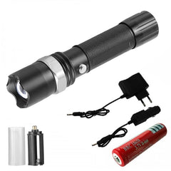 Lanterna smd cu zoom acumulator raza 200 metri incarcator auto si priza