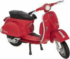 Motocicleta diexcast Vespa la scara 1 la 18