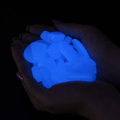 Pietricele Fosforescente Glow in the Dark Decorative translucide care lumineaza albastru 1 kg