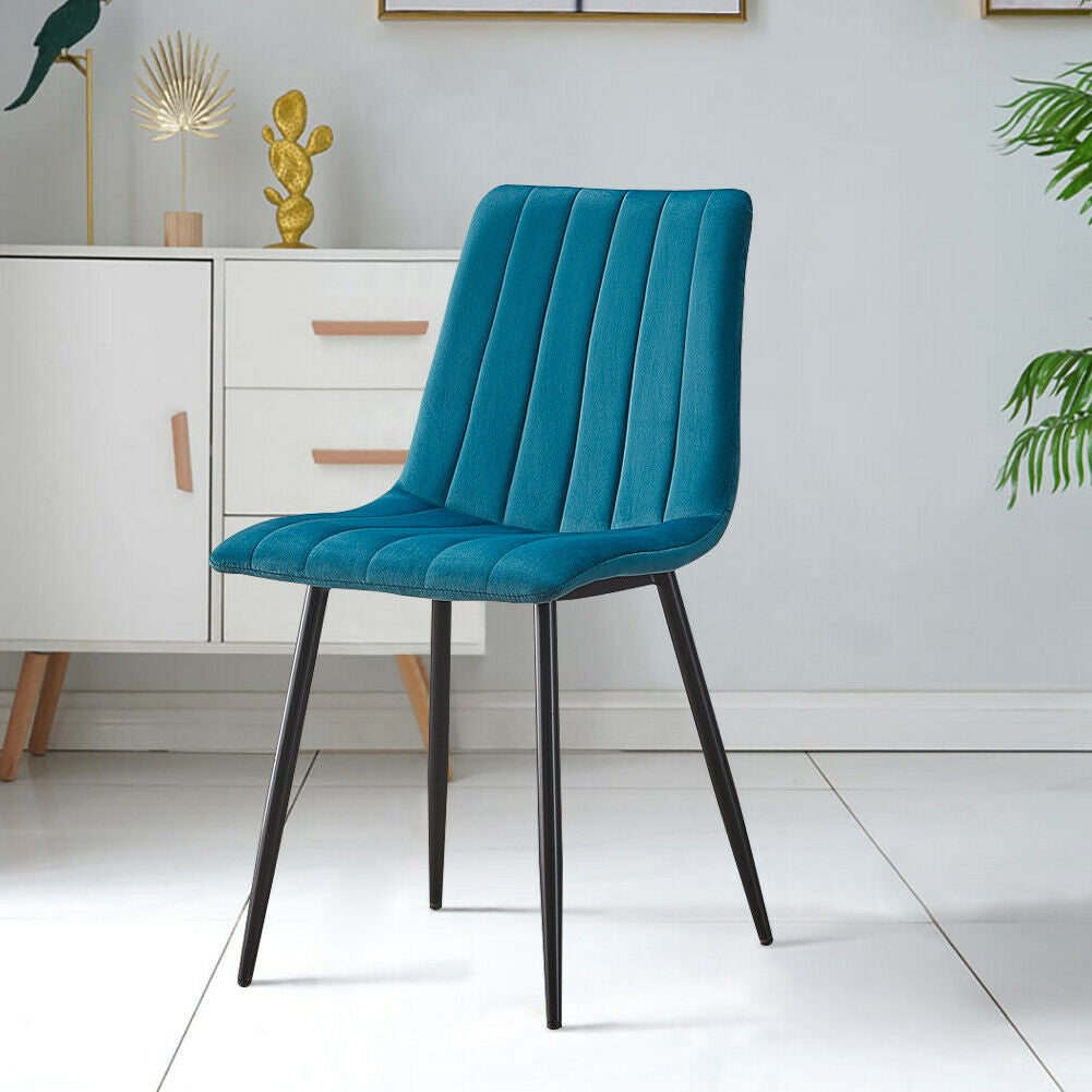 Scaun dining tapiterie stofa inaltime totala 91 cm latime 43 cm picioare metalice negre stil elegant verde