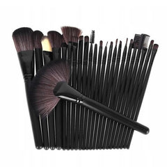 Set 24 pensule profesionale make-up par sintetic husa piele ecologica maner lemn