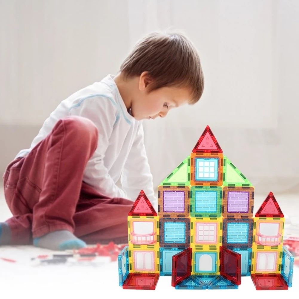 Set Constructii Magnetic cu 45 piese Magnetic tiles Castel 3D