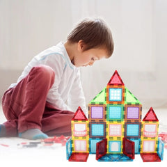 Set Constructii Magnetic cu 45 piese Magnetic tiles Castel 3D