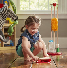 Set de curatenie Melissa and Doug O ajut pe mama!