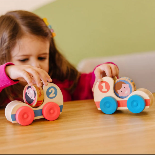 Set de doua masinute din lemn colectia GO TOTs