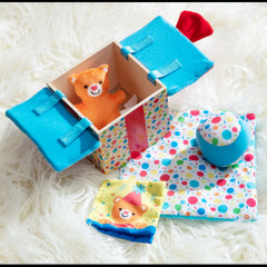 Set jucarii bebe in cutie cadou din lemn