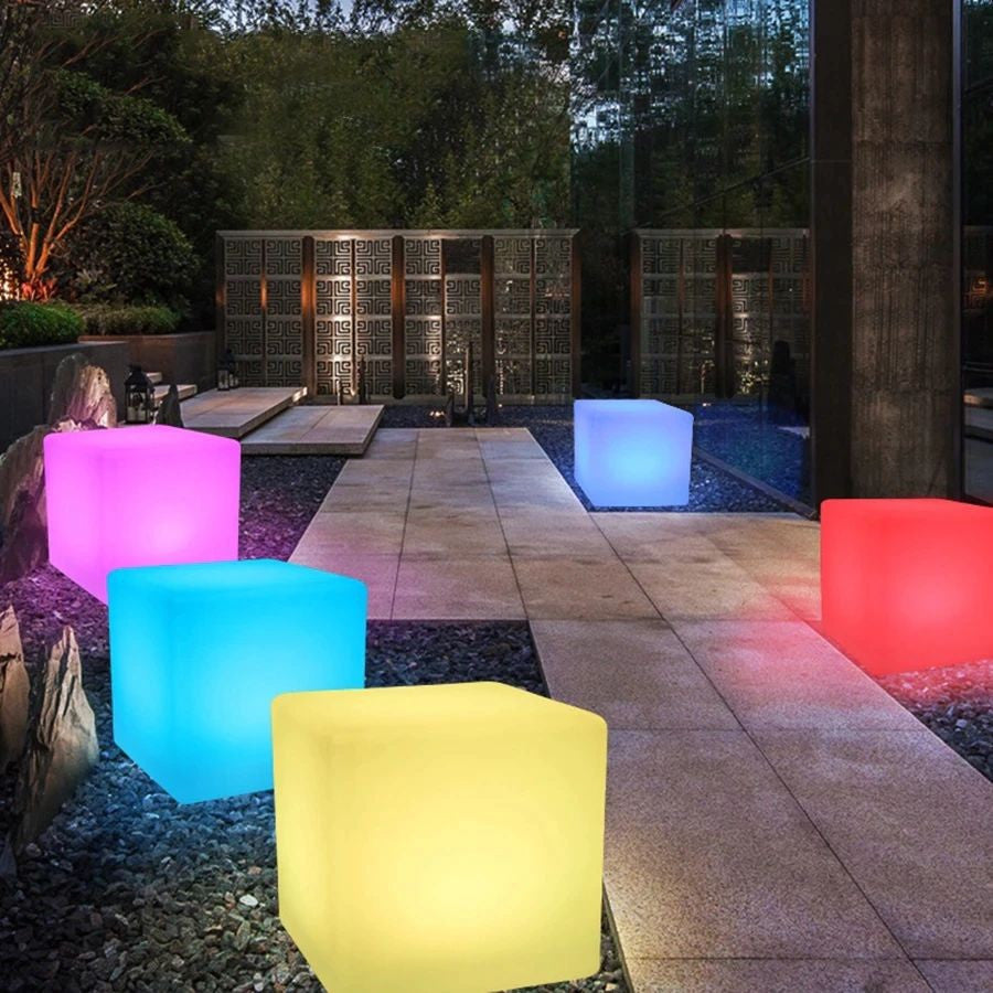 Taburet tip cub 35x35 cm iluminare in 16 culori 4 moduri telecomanda