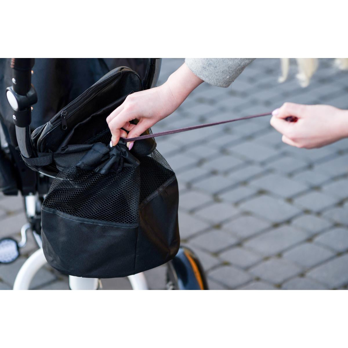 Tricicleta si Carucior pentru copii Premium TRIKE FIX V3 culoare Neagra